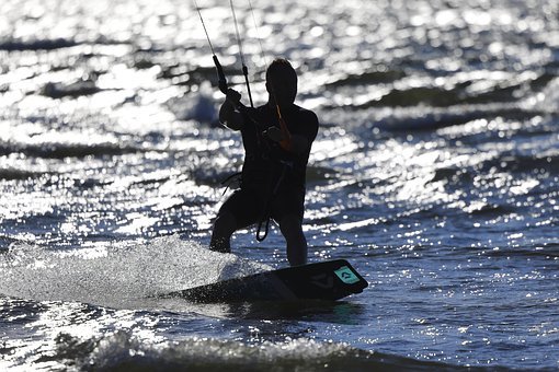 Kitesurfing for Beginners 5 Essential Steps for Super-Fast Progress