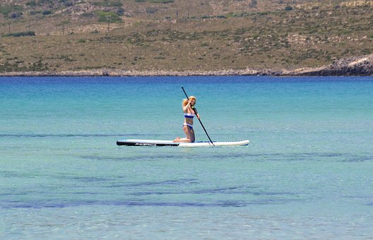 SUP Yoga: it’s easier than it looks