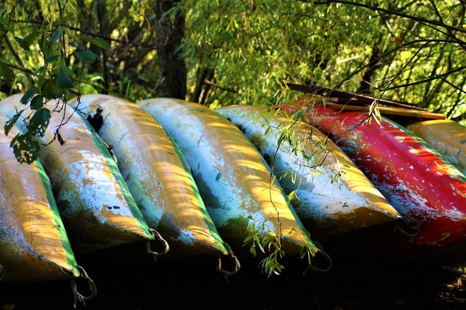 how to Store A Canoe Properly