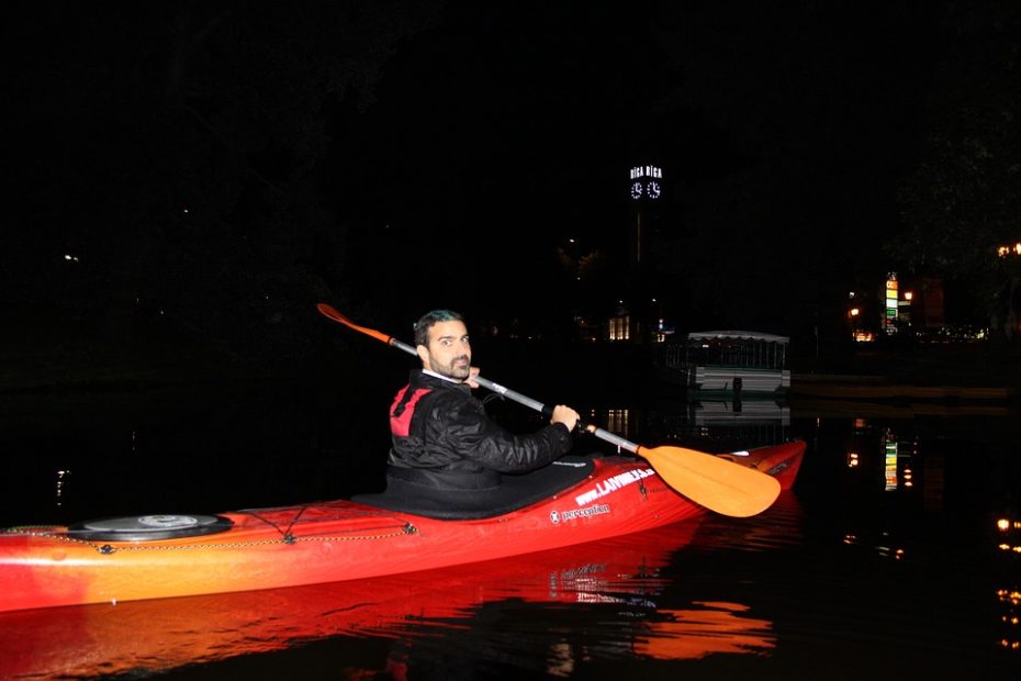 Tips & Tricks For Better Kayaking at Night