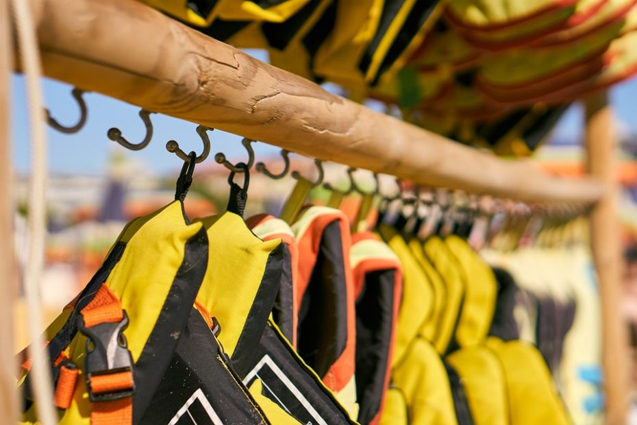 How To Choose A Life Jacket