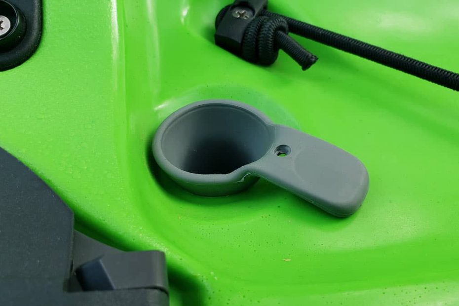 How to Use Scupper Plugs on a Kayak